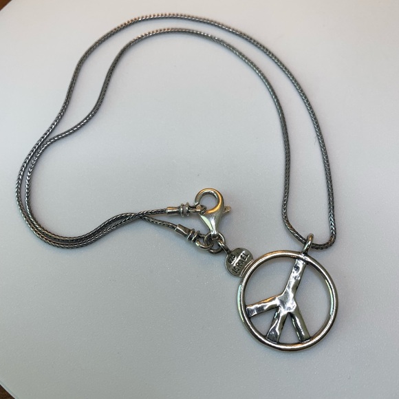 Silpada Vintage Sterling Peace Sign Necklace on Foxtail Chain/Necklace - Israel - Picture 9 of 13